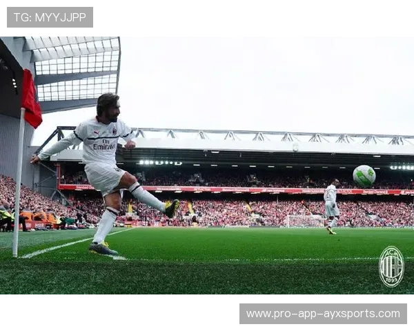 AC米兰—莱奥左路内切一记漂亮弧线球 AC米兰—莱奥左路内切一记漂亮弧线球